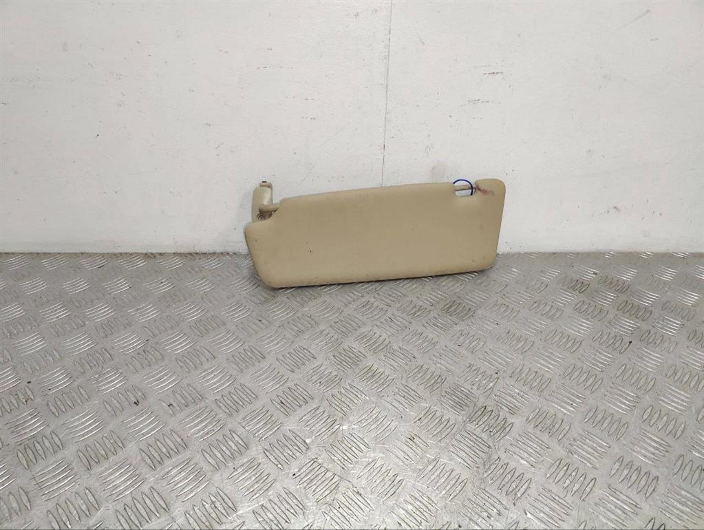 Козырек солнцезащитный