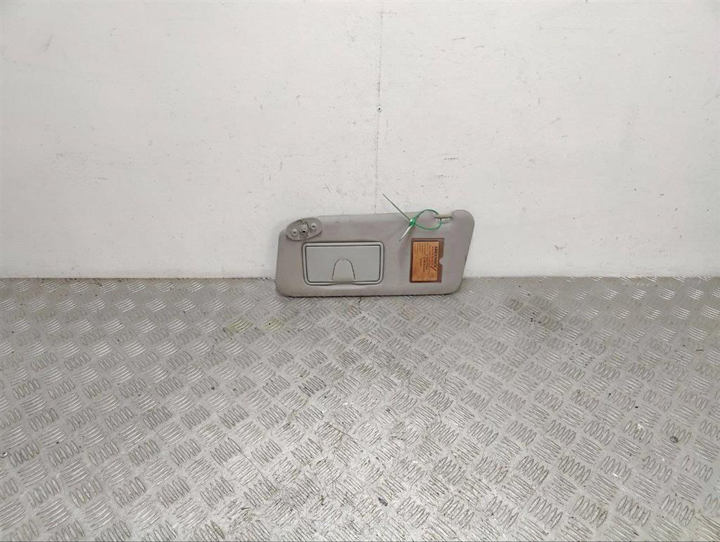 Козырек солнцезащитный