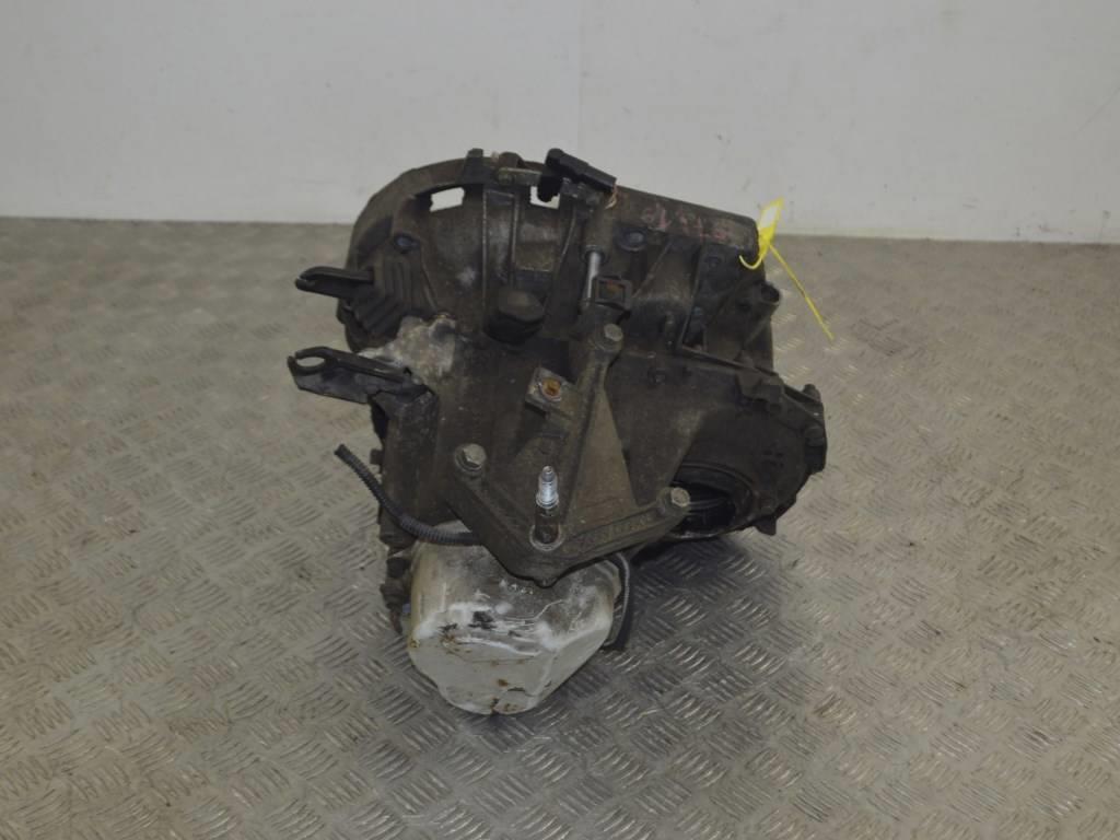 КПП механическая (МКПП) Renault Clio 2 (1998-2005) JB1963