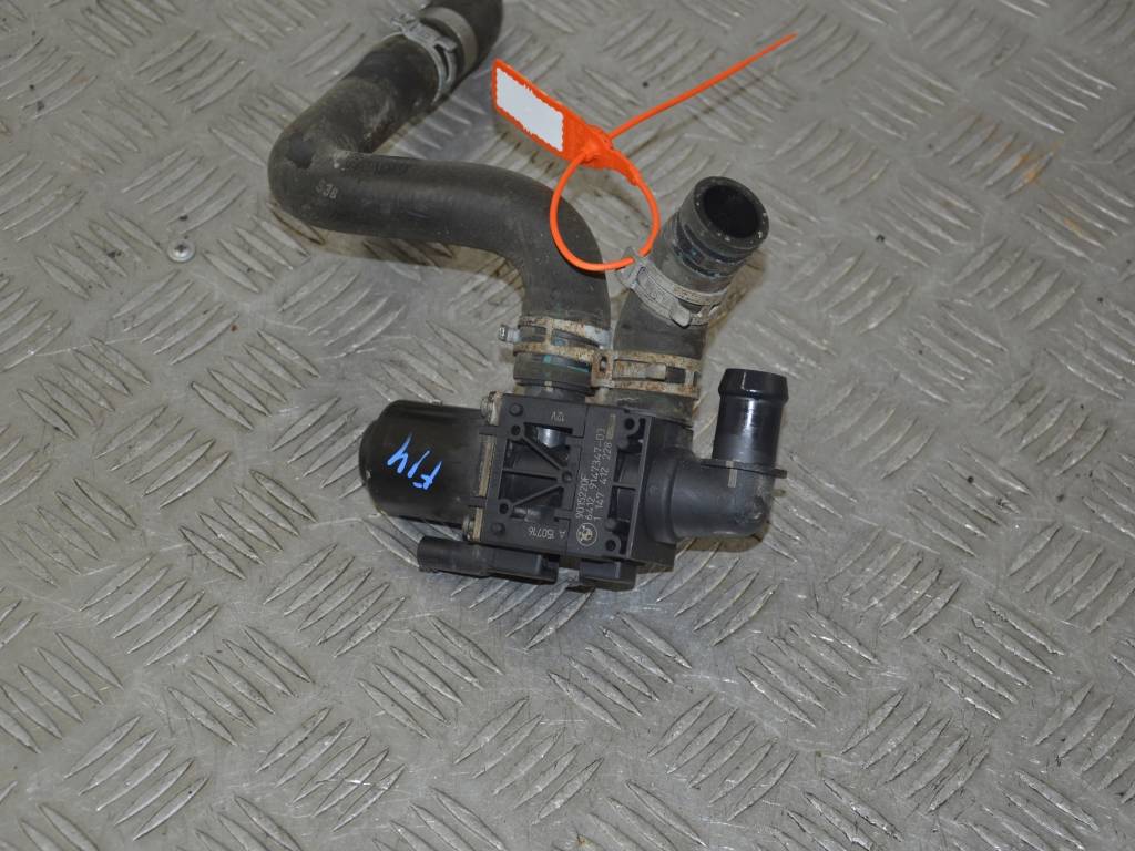 Кран отопителя (печки)