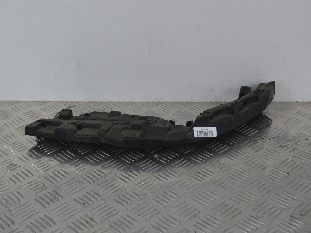 Крепление фары левой