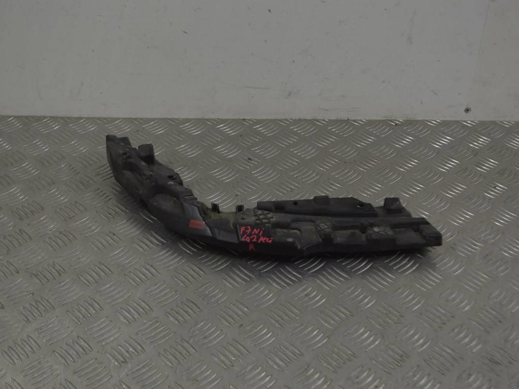 Крепление фары правой