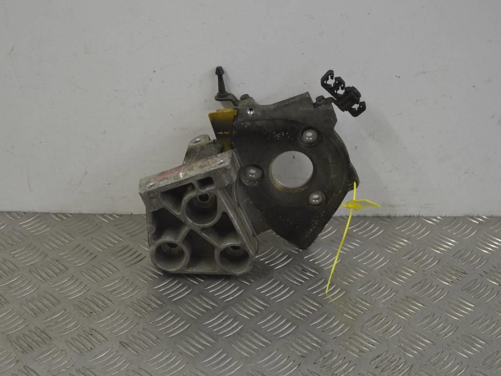 Крепление ТНВД Renault Laguna 2 (2001-2007) 8200292775