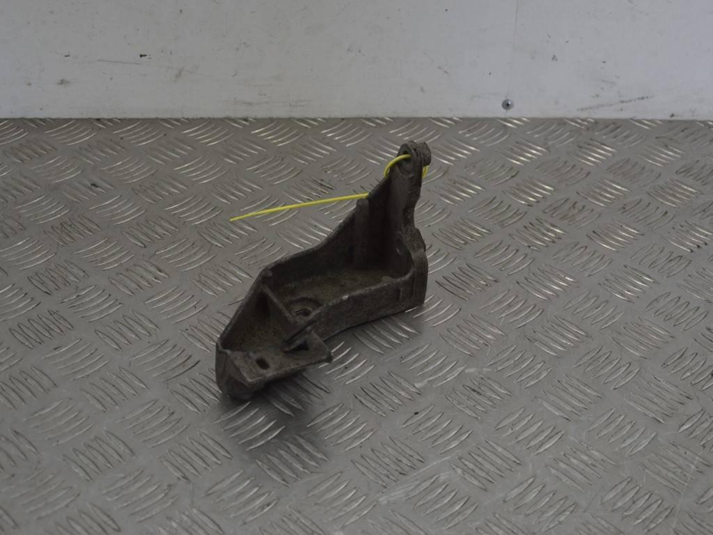 Крепление ТНВД