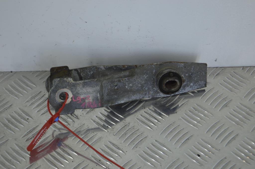 Кронштейн двигателя Renault Laguna 2 (2001-2007) 8200250743