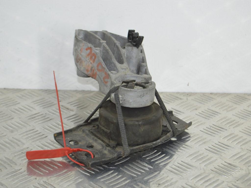 Кронштейн двигателя Renault Laguna 3 (2007-2015) 112100003R