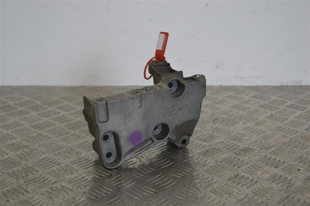 Кронштейн двигателя Renault Scenic 3 (2008-2015) 112317173R