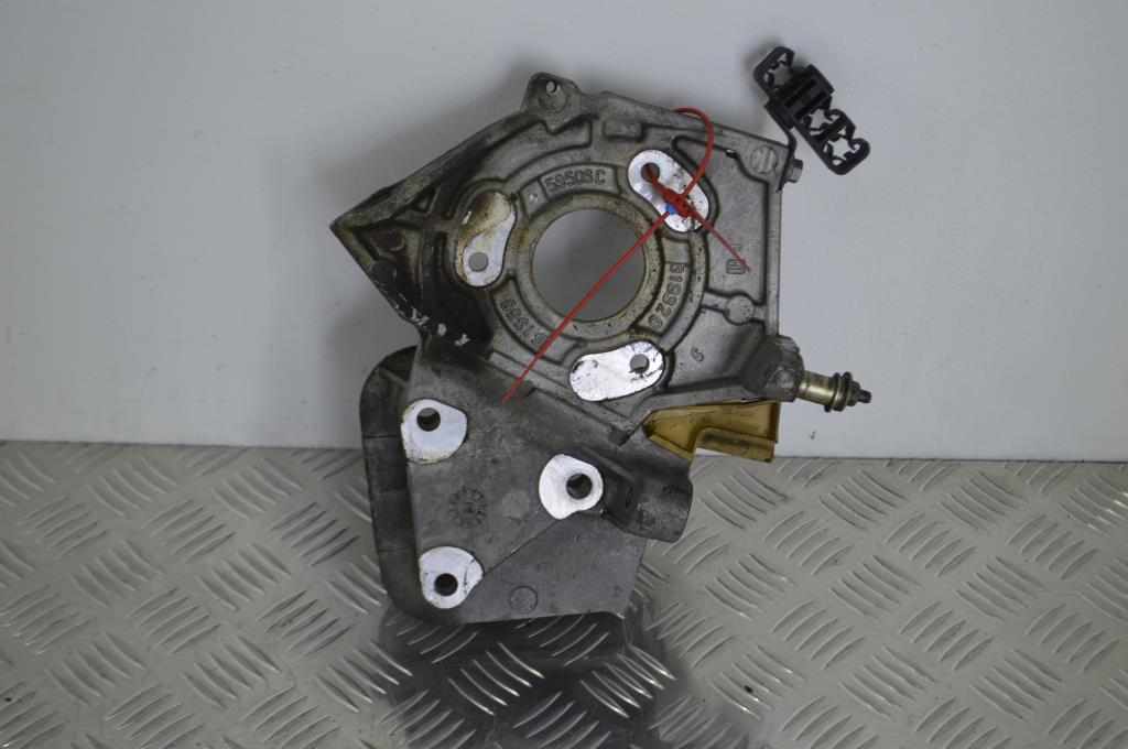 Кронштейн двигателя