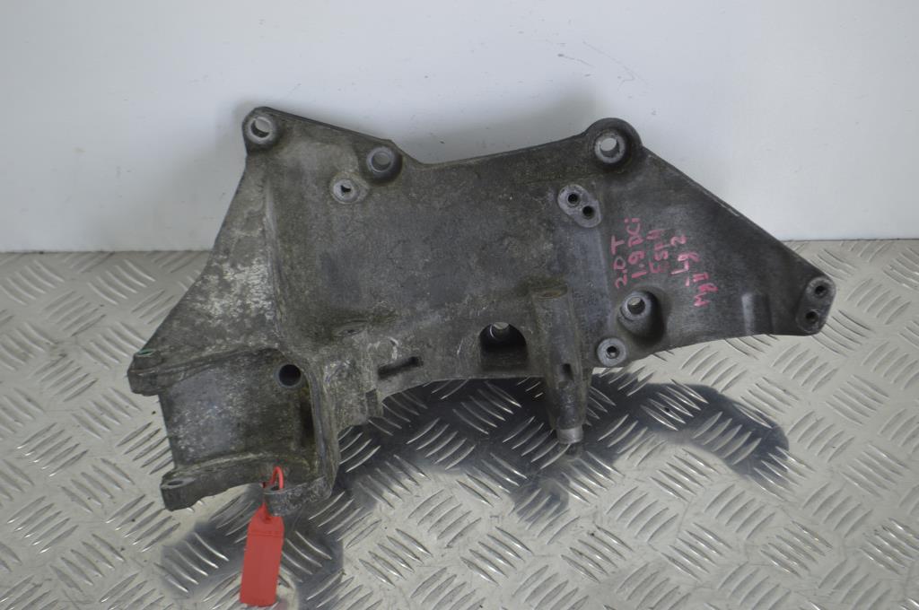 Кронштейн генератора