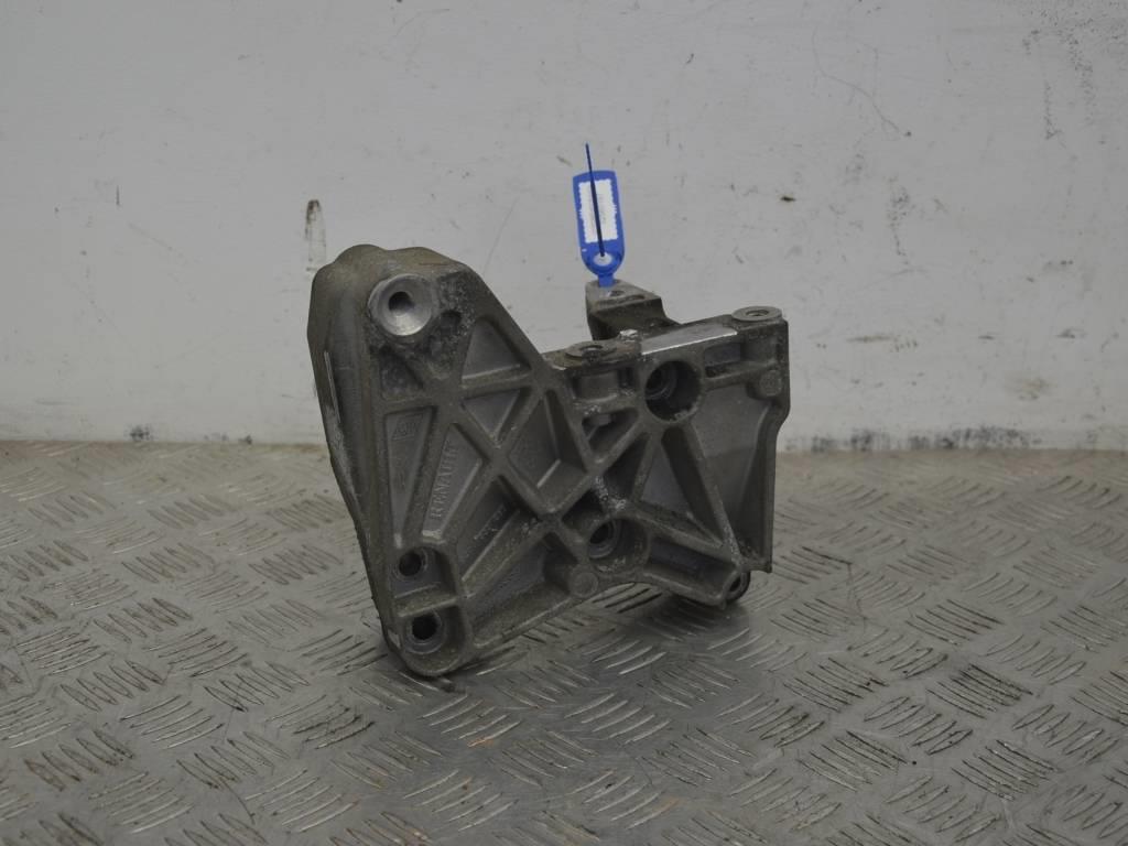 Кронштейн генератора