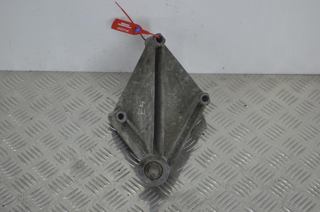 Кронштейн КПП Renault Laguna 2 (2001-2007) 8200000023