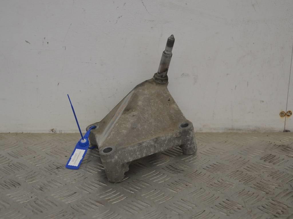 Кронштейн КПП