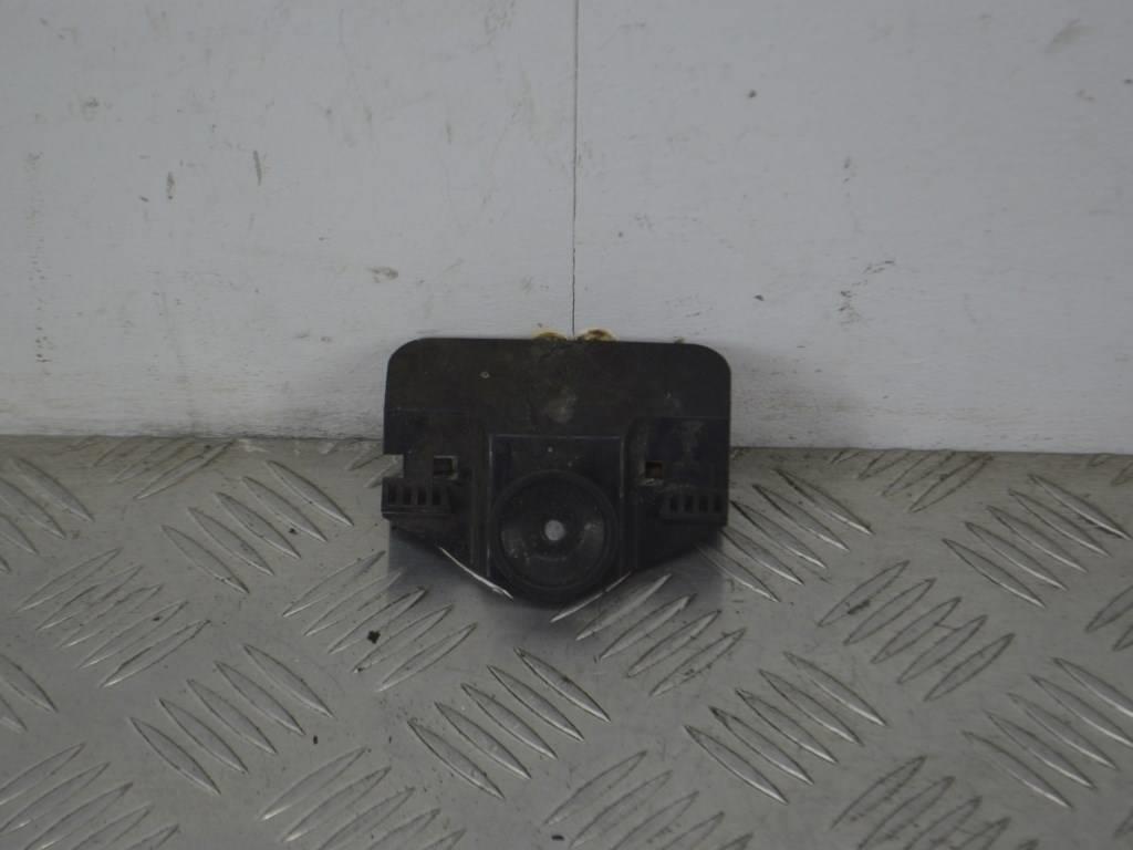 Кронштейн крепления бампера переднего Renault Laguna 2 (2001-2007) 8200012580