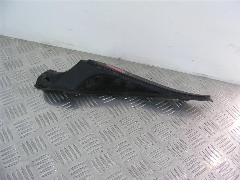 Кронштейн крепления бампера переднего