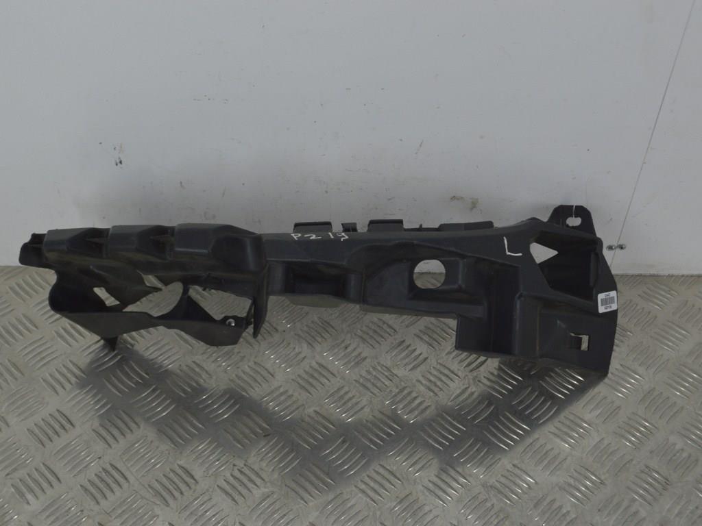 Кронштейн крепления бампера переднего