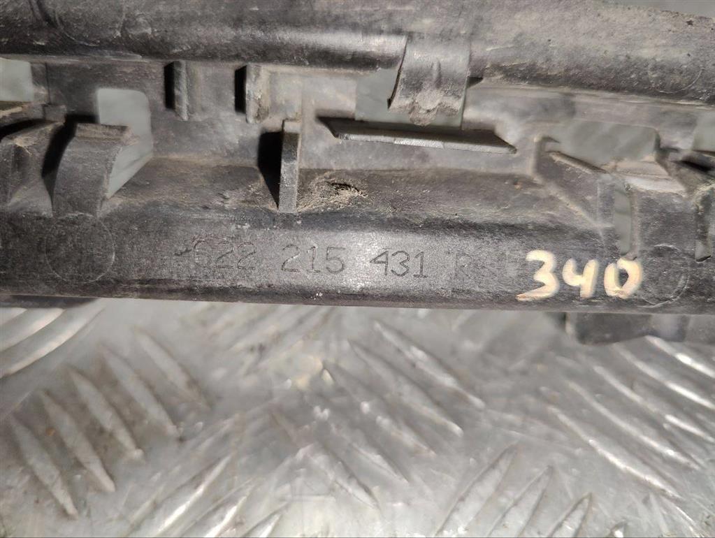 Кронштейн крепления бампера переднего