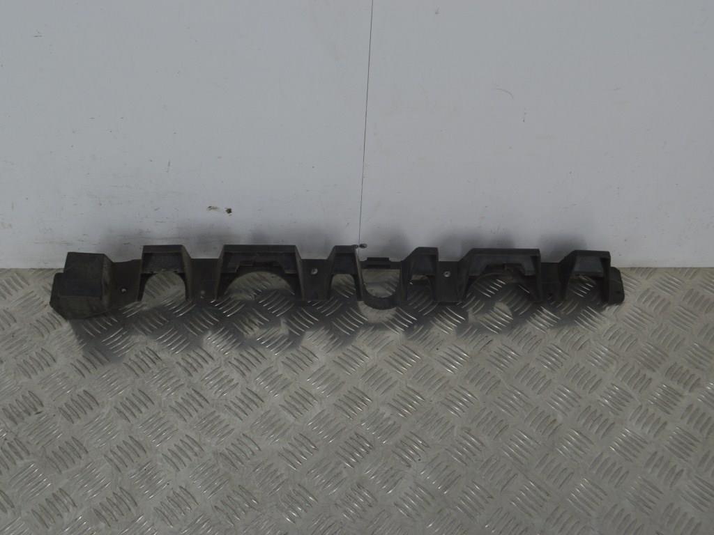 Кронштейн крепления бампера заднего