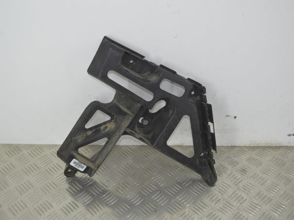 Кронштейн крепления бампера заднего Renault Megane 2 (2002-2008) 8200146042