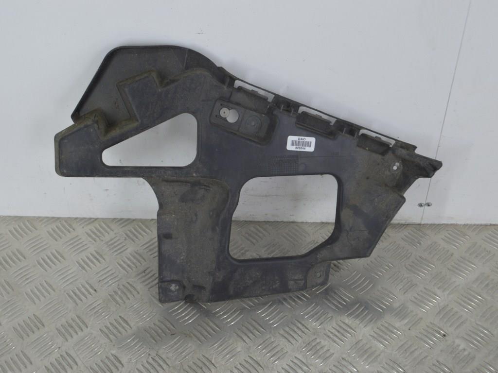 Кронштейн крепления бампера заднего