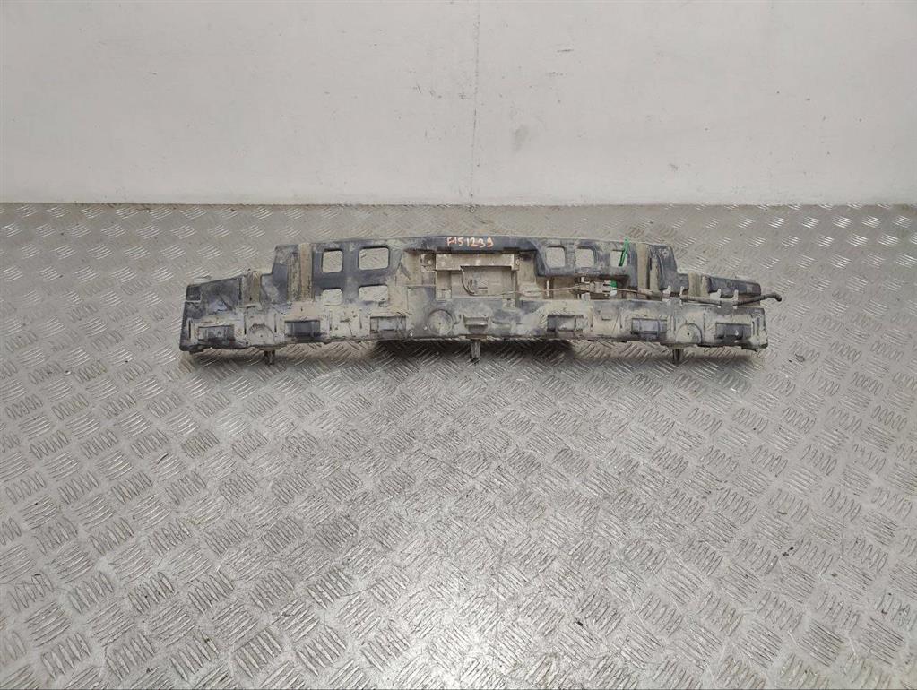 Кронштейн крепления бампера заднего