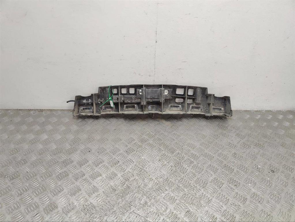 Кронштейн крепления бампера заднего