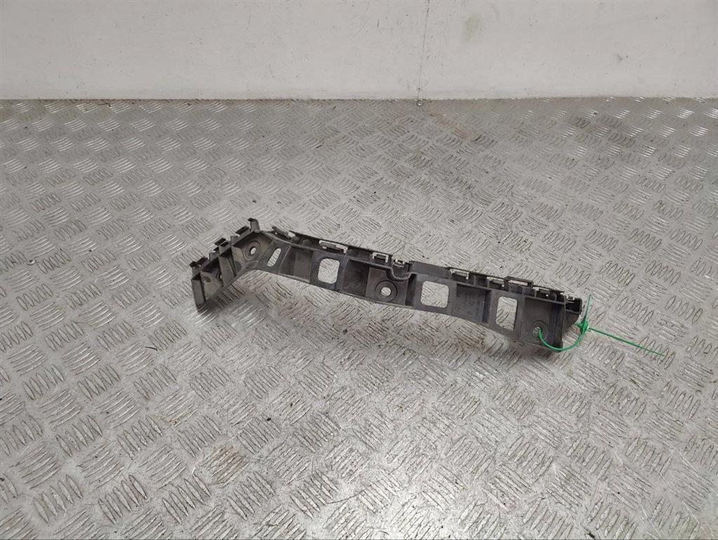 Кронштейн крепления бампера заднего