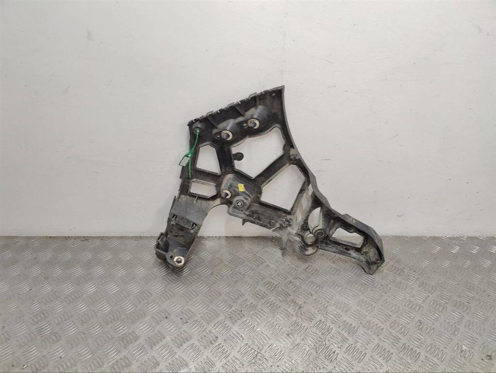 Кронштейн крепления бампера заднего