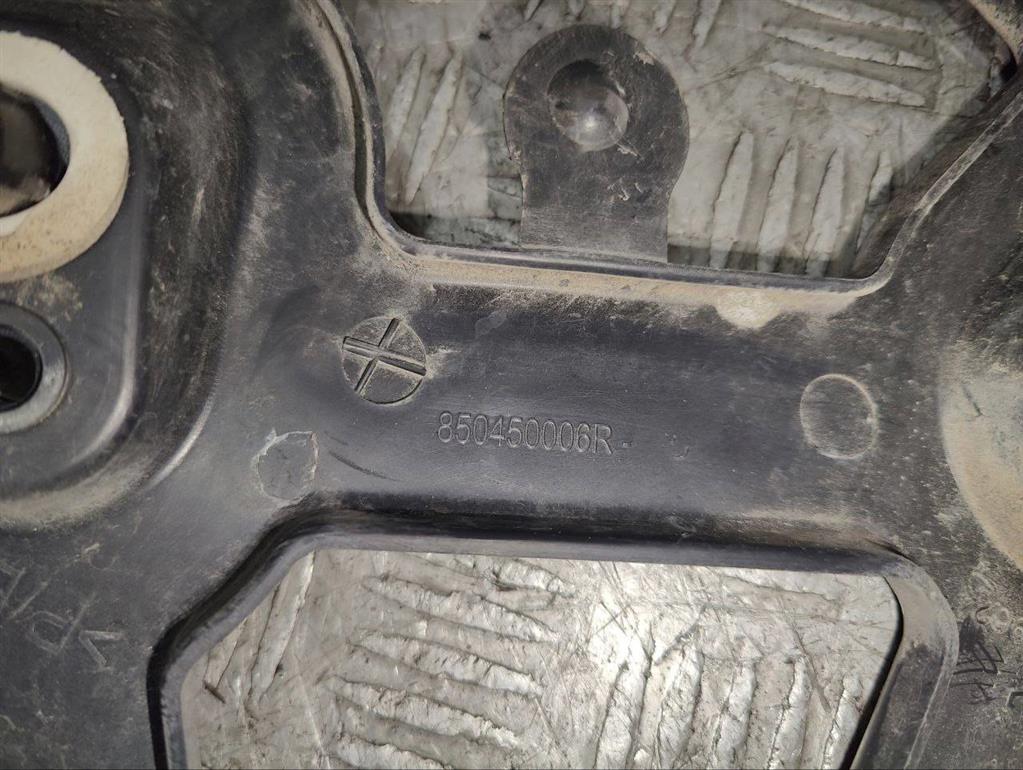 Кронштейн крепления бампера заднего