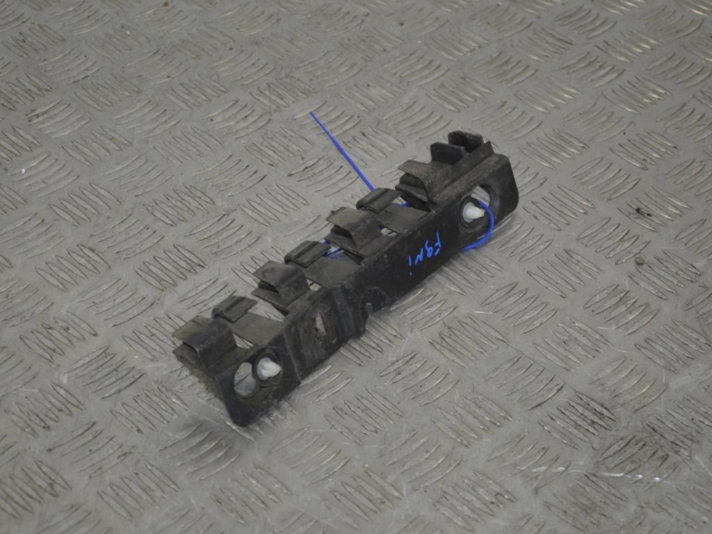 Кронштейн крепления бампера заднего