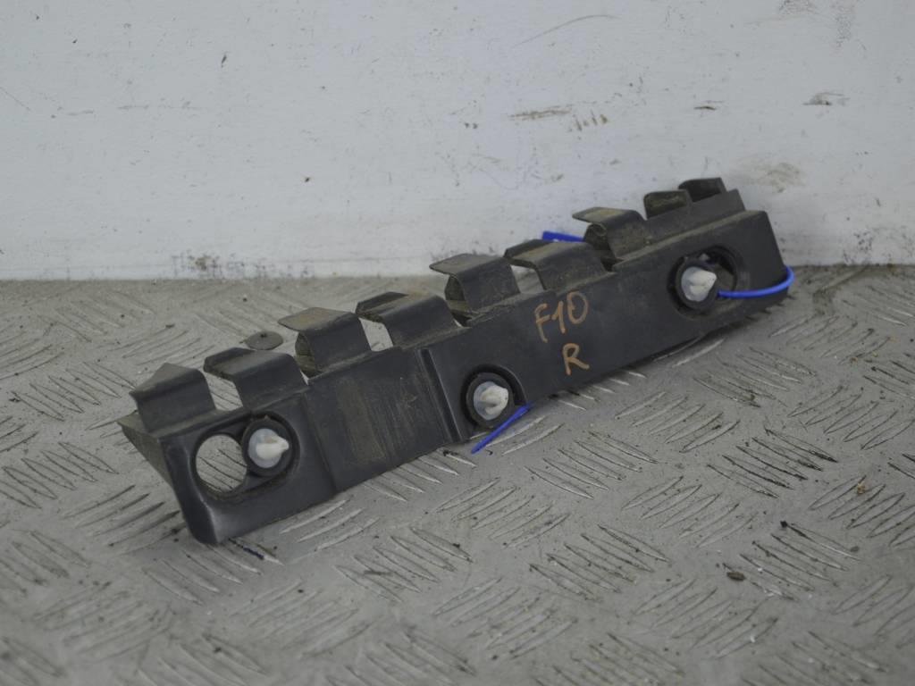 Кронштейн крепления бампера заднего