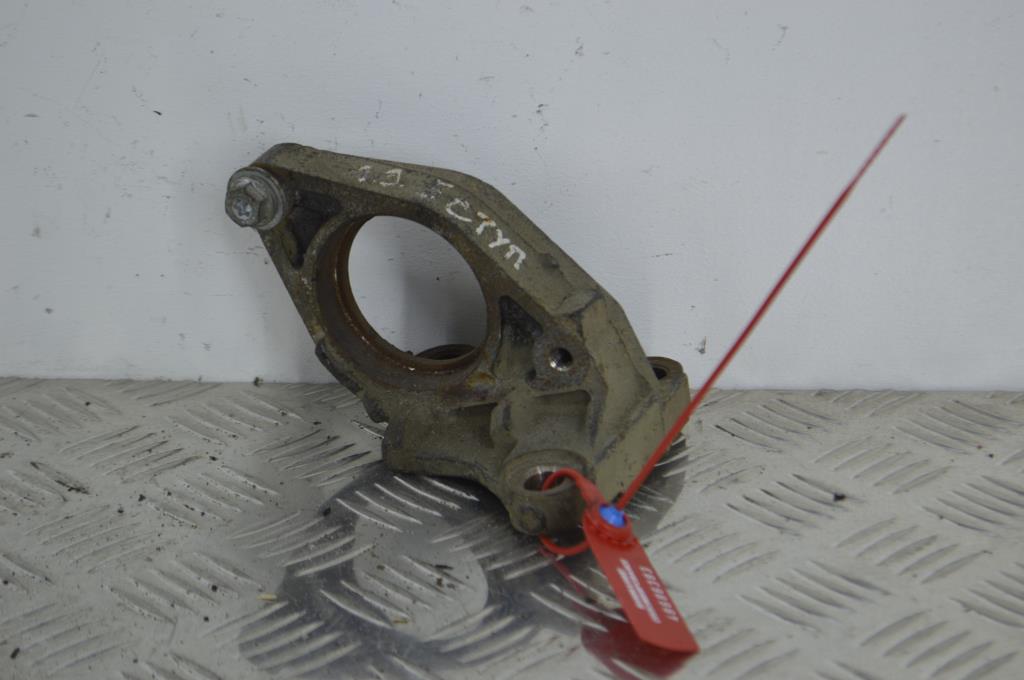 Кронштейн полуоси