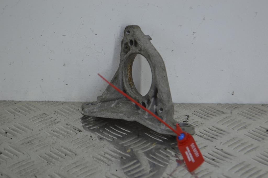 Кронштейн полуоси Renault Megane 2 (2002-2008) 8200187335