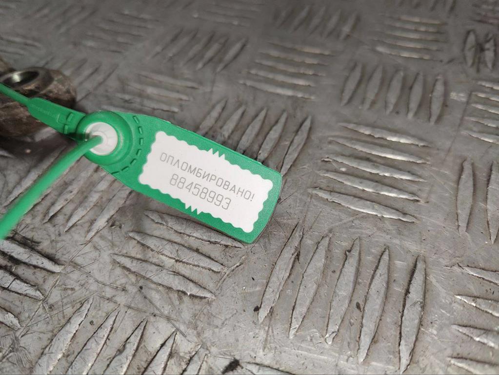 Кронштейн полуоси