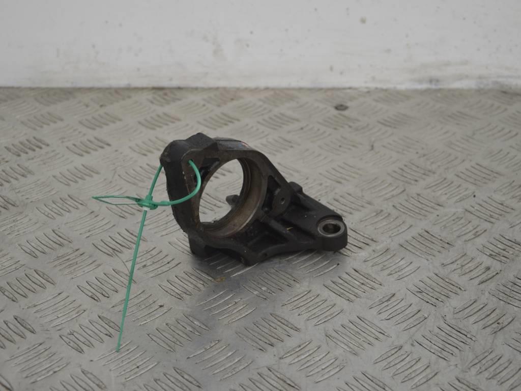 Кронштейн полуоси