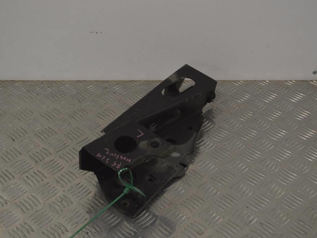 Кронштейн Renault Master 2 (1998-2010) 8200395102