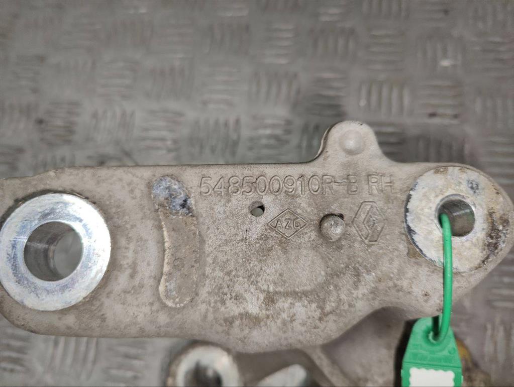 Кронштейн стабилизатора