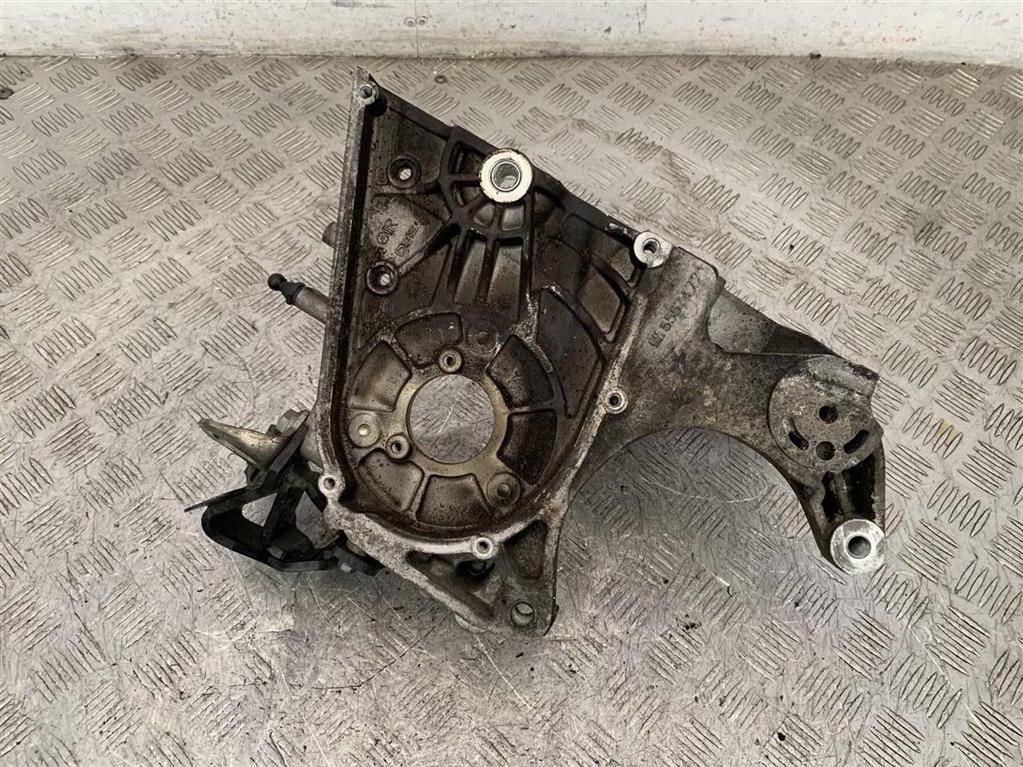 Кронштейн ТНВД