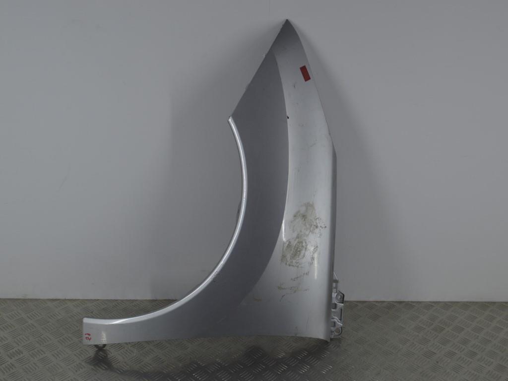 Крыло переднее левое