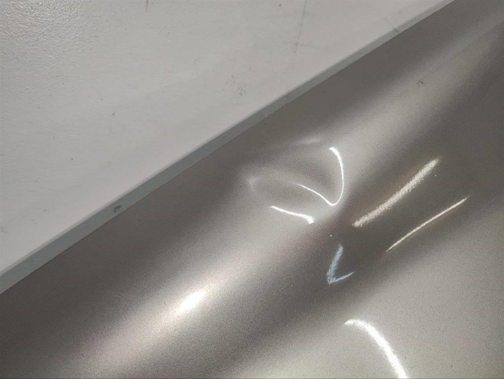 Крыло переднее левое