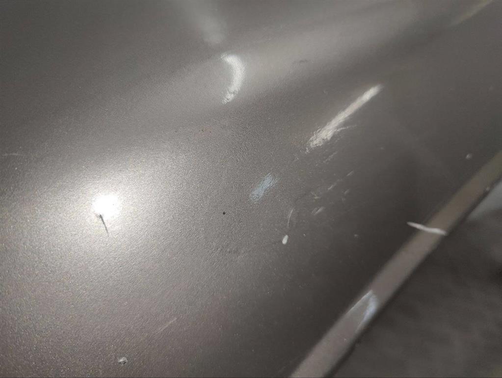 Крыло переднее левое