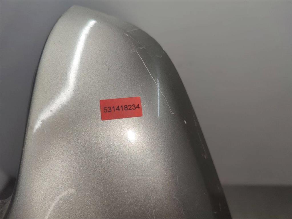 Крыло переднее левое