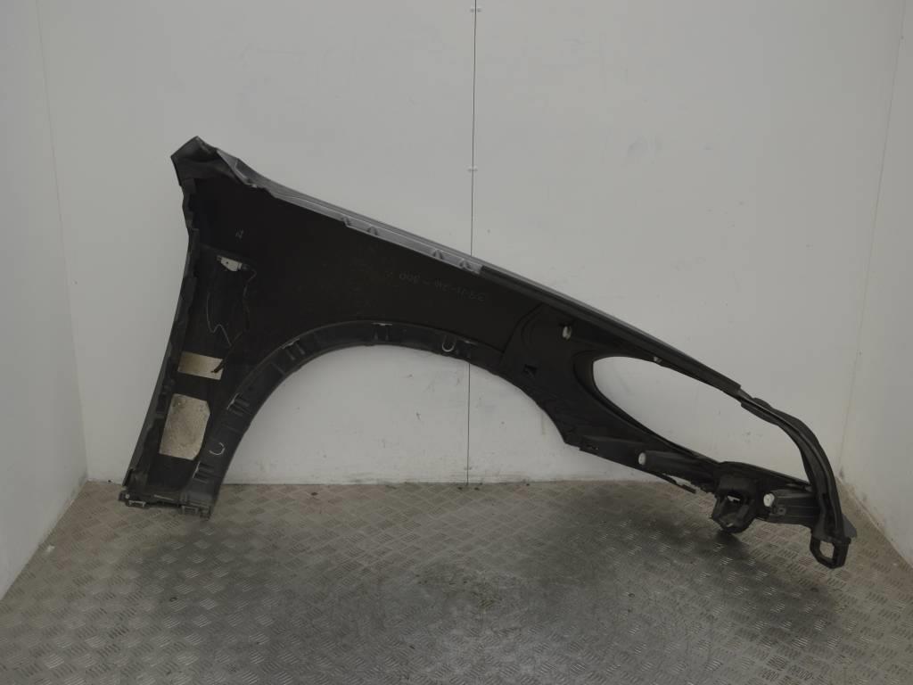 Крыло переднее левое