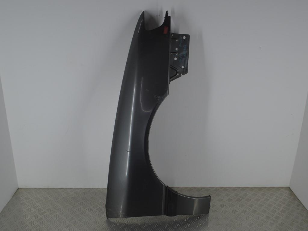 Крыло переднее правое Renault Safrane (1992-2000)