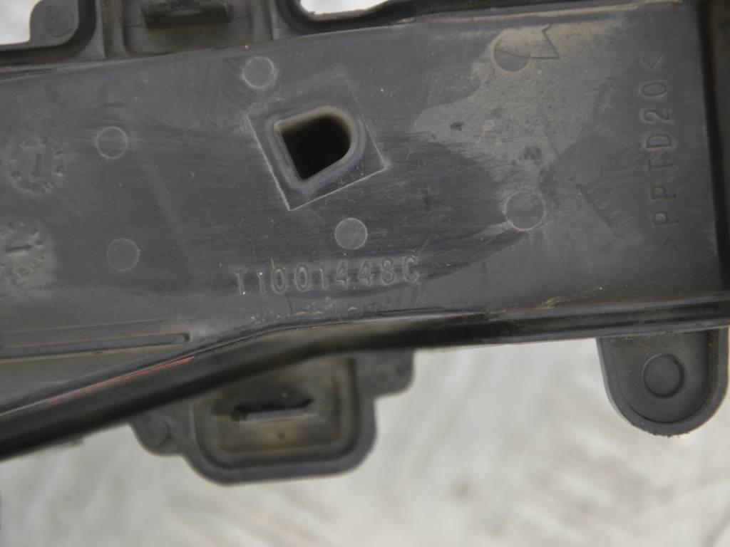 Крышка корпуса салонного фильтра