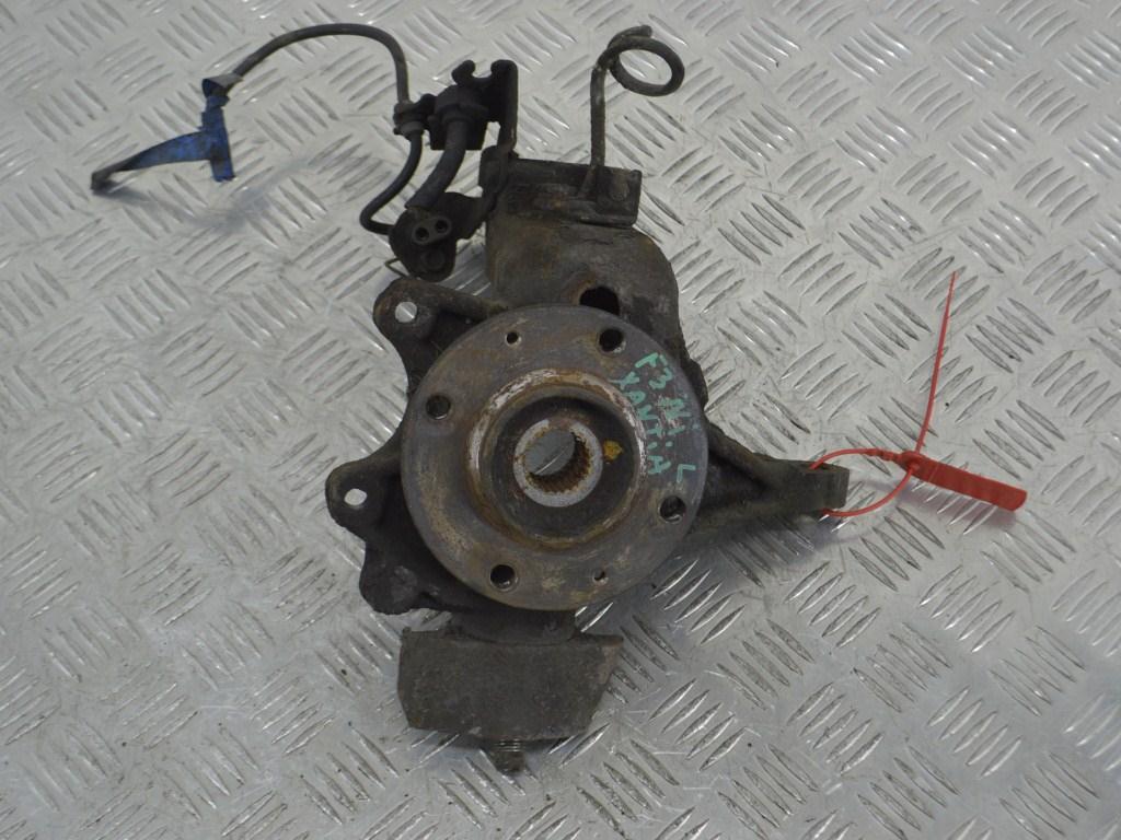 Кулак поворотный левый