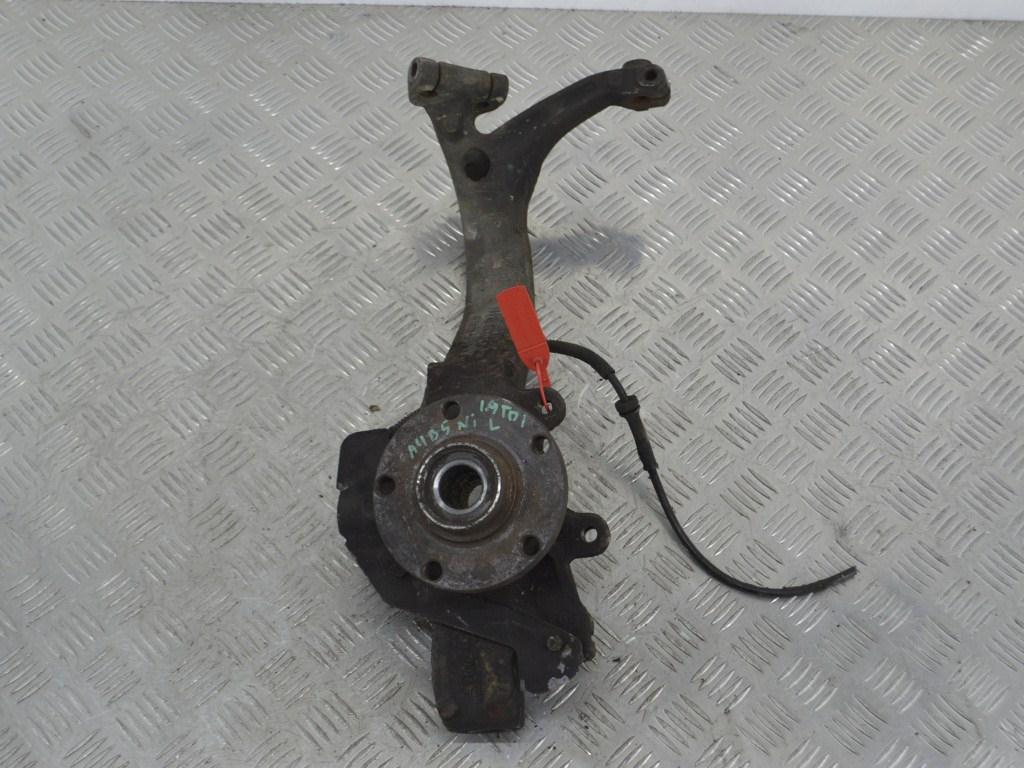 Кулак поворотный левый