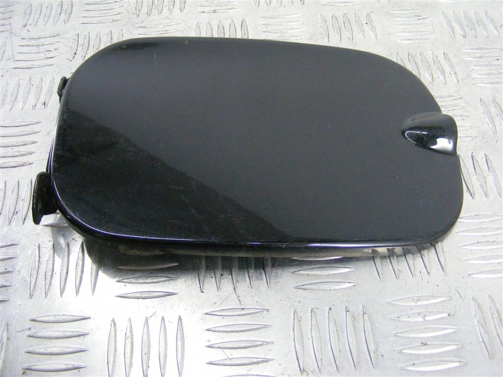 Лючок топливного бака Renault Sandero 1 (2009-2014) 8200839403