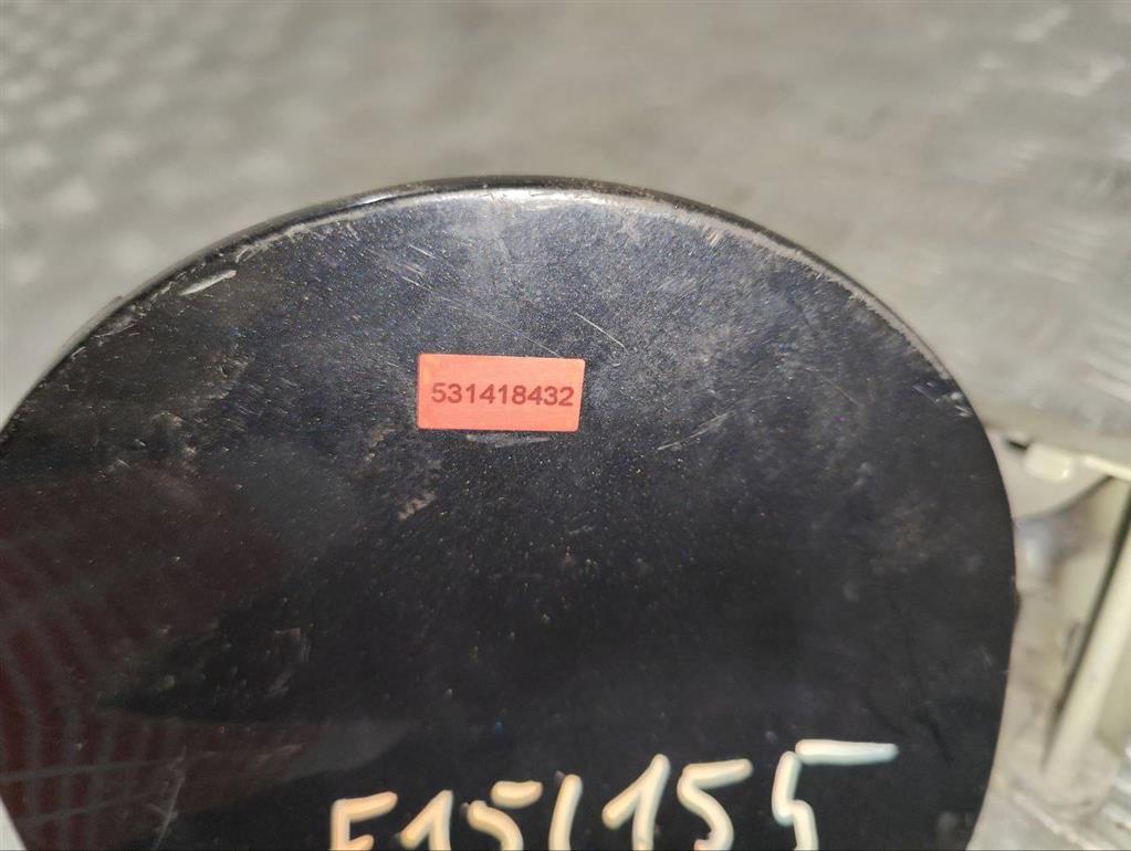 Лючок топливного бака