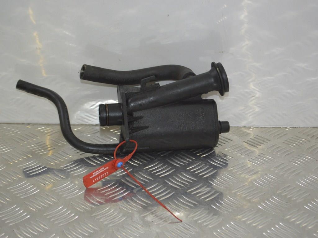 Маслоотделитель (сапун)