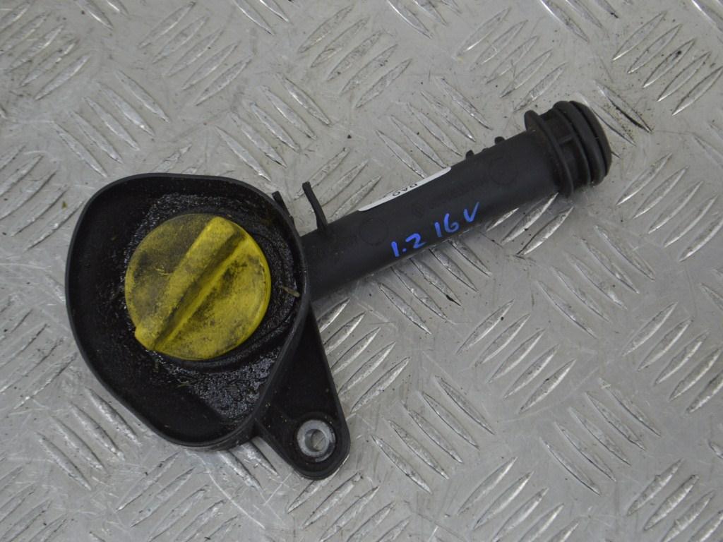 Маслозаливная горловина